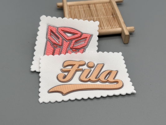 Gepersonaliseerde embossed kleding patches Uniform Custom Shape Design