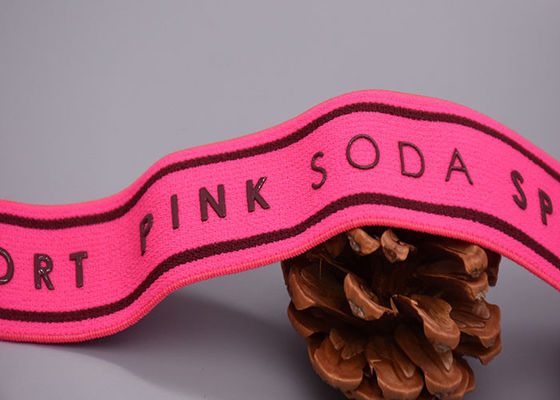 Wasbaar de Polyesterelastiekje van het Kledingstuketiket met Douanesilicone Logo Printed