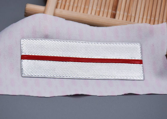 De Kledingstukken van de Kleurendebossed Logo Heat Transfer Labels For van TPU Twee